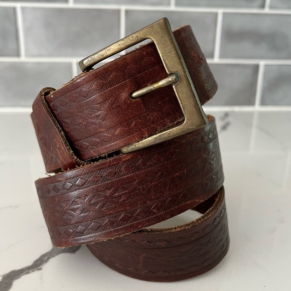 Genuine Leather Cowhide Tooled Whiskey Western Belt Brass Buckle Rodeo Country - Picture 1 of 9